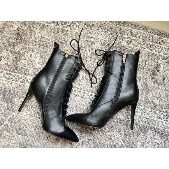 Azalea Wang Astoria Lace Up Stiletto Bootie 10 Black Faux Leather Goth Witchy - Picture 5 of 11
